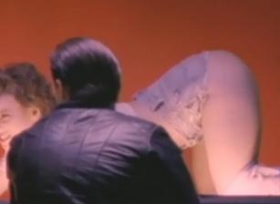 Face Dance 2, Scene 02