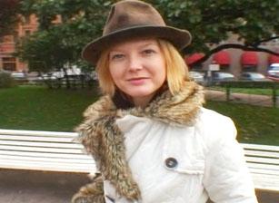 Intimacy 02, Scene 01 Intimacy 02, Scene 01